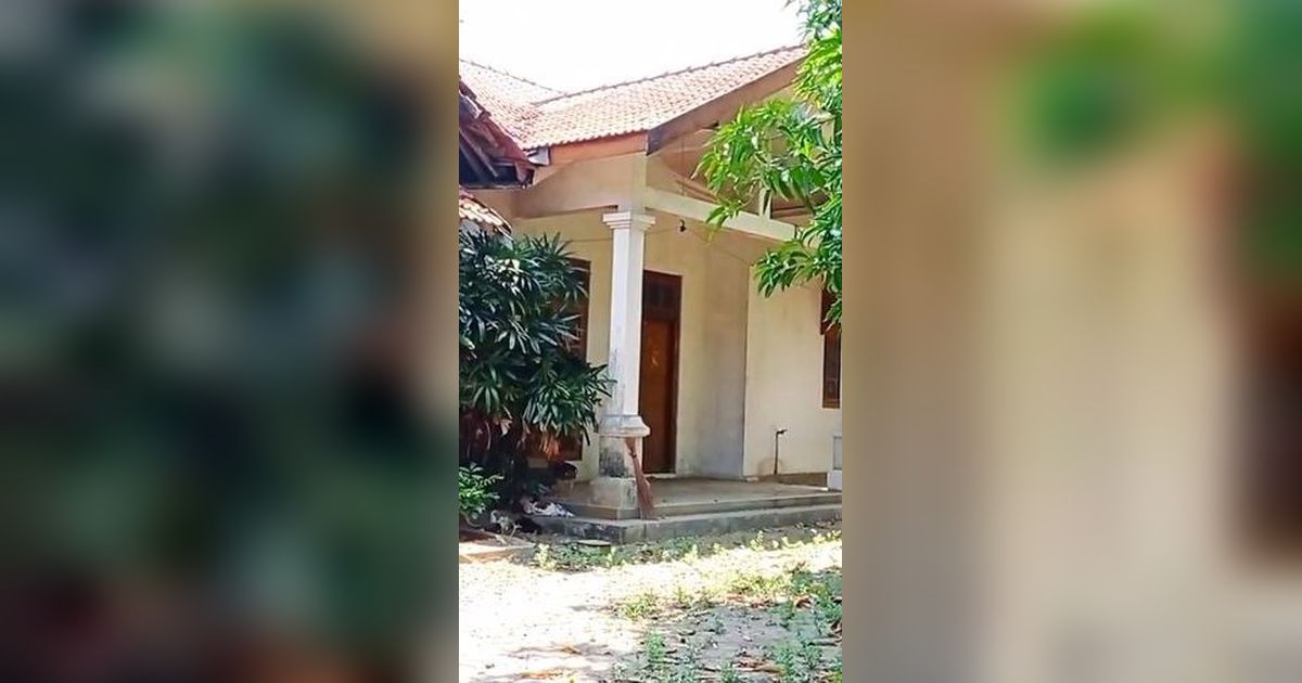 Potret Rumah Abiem Ngesti yang Terbengkalai, Dulu Mewah Pada Zamannya tapi Kini Memprihatinkan Jadi Kandang Ayam