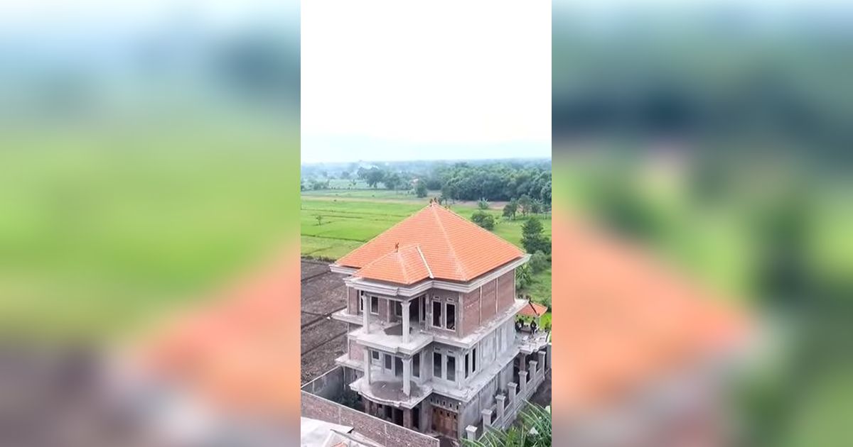 Mewah dan Megah di Pinggir Sawah, Ini Potret Rumah Baru Tasya Rosmala