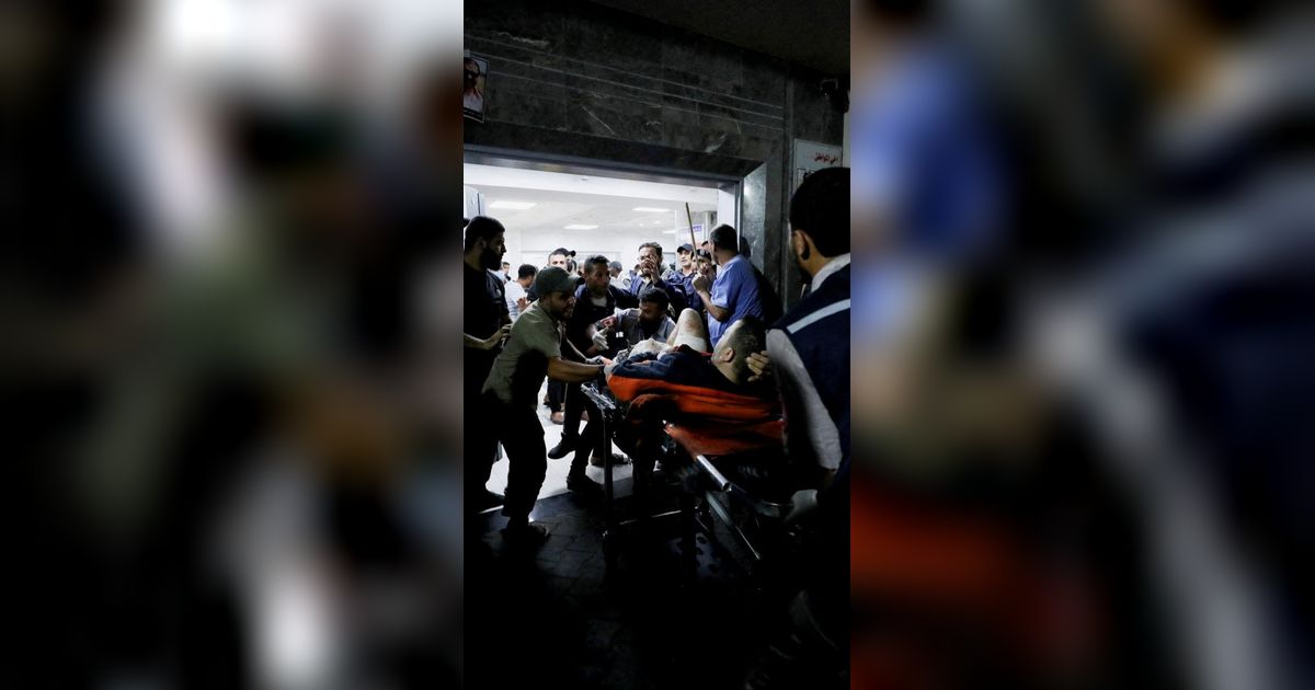 Dokter di RS Indonesia di Gaza Menangis Dengar Kabar Keluarganya Tewas Dibom Israel