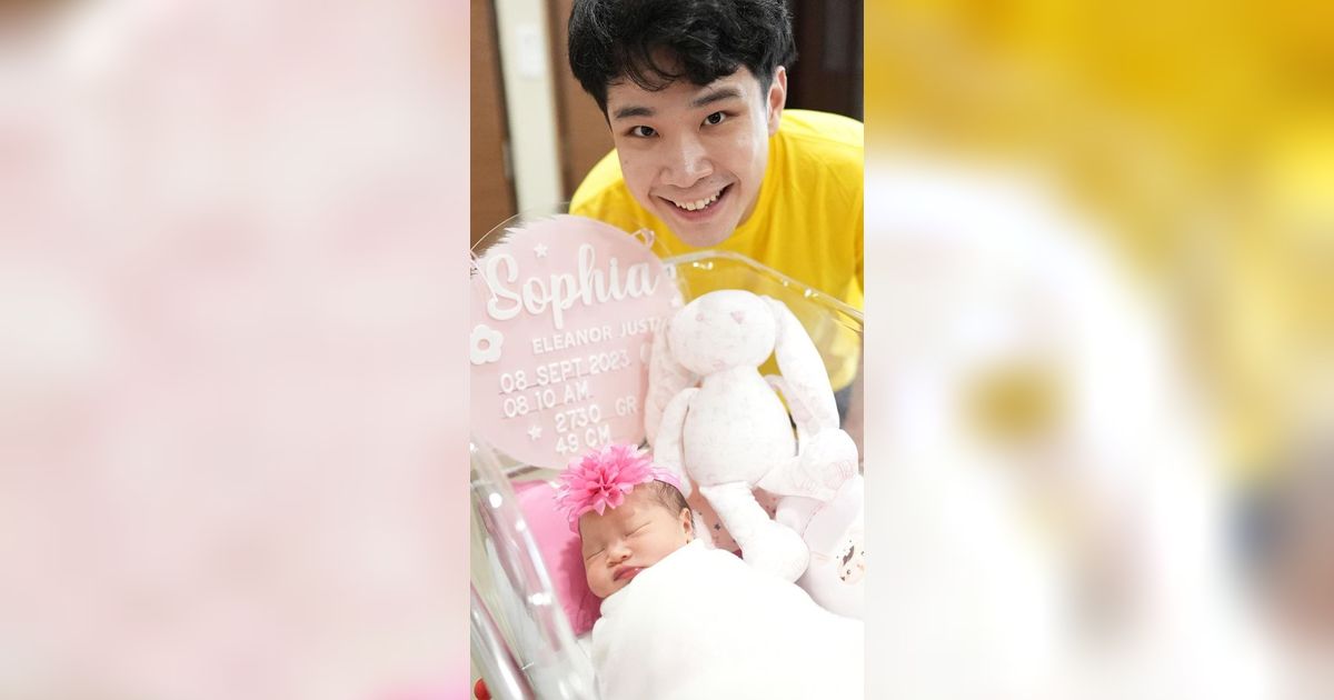 6 Potret Jess No Limit dan Sisca Kohl Bawa Pulang Baby Sophia ke Indonesia