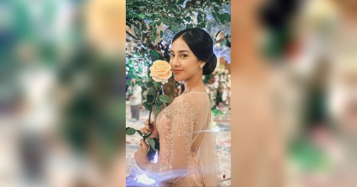 Deretan Foto Angggun Anya Geraldine Berkebaya,  Auranya Memancar