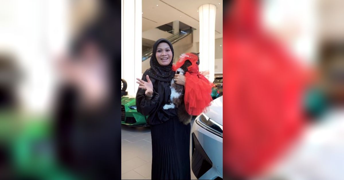Viral Influencer Hadiahkan Mobil Mewah untuk Kucingnya, Habis Dirujak Netizen Akui Cuma Konten `S3 Marketing`