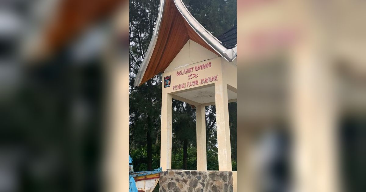 Mengunjungi Pantai Pasir Jambak, Menikmati Matahari Tenggelam saat Akhir Pekan di Padang