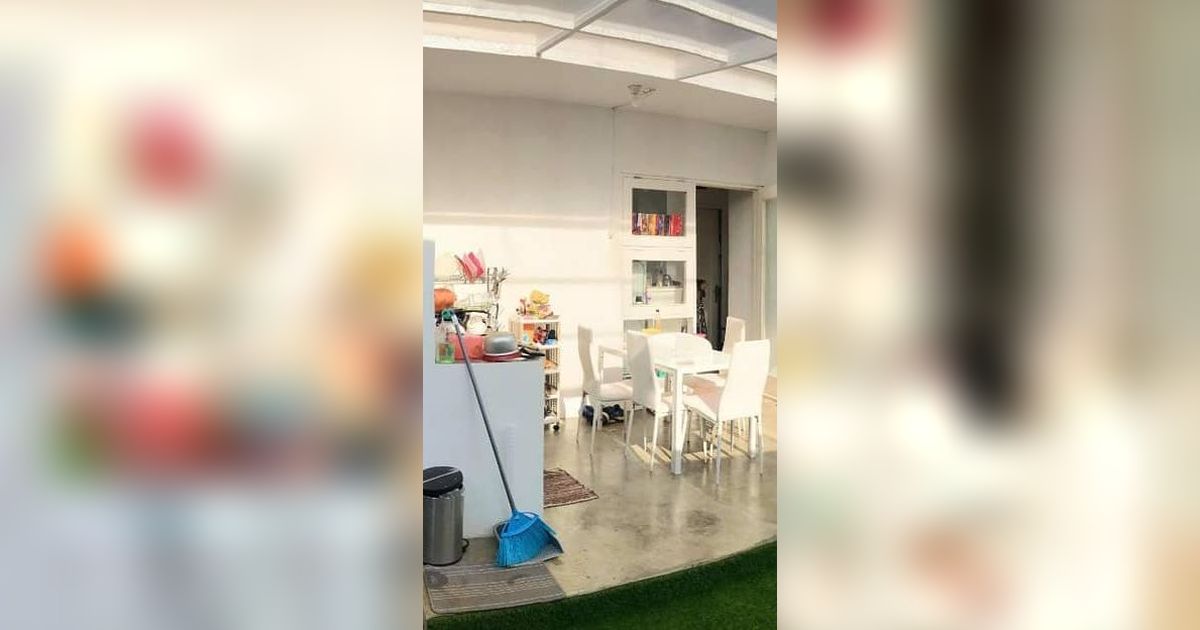 Potret Transformasi Rumah Lawas Jadi Keren Bernuansa Tropical