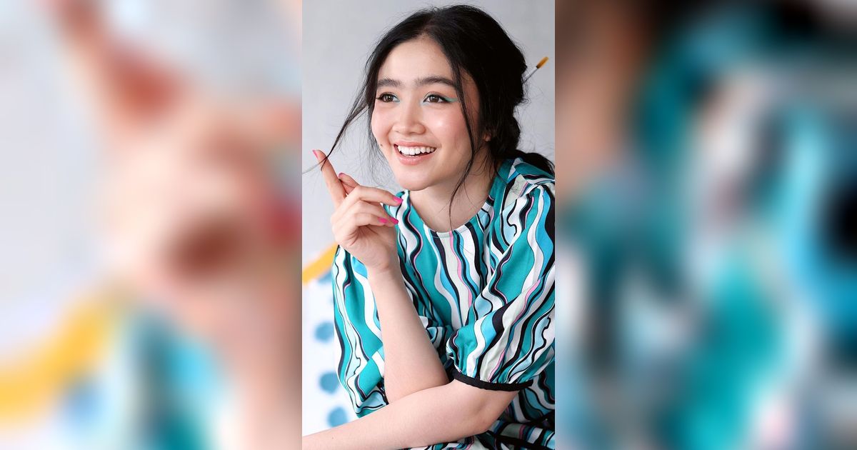 5 Gaya Makeup Fresh Ala Febby Rastanty, Flawless Maksimal!