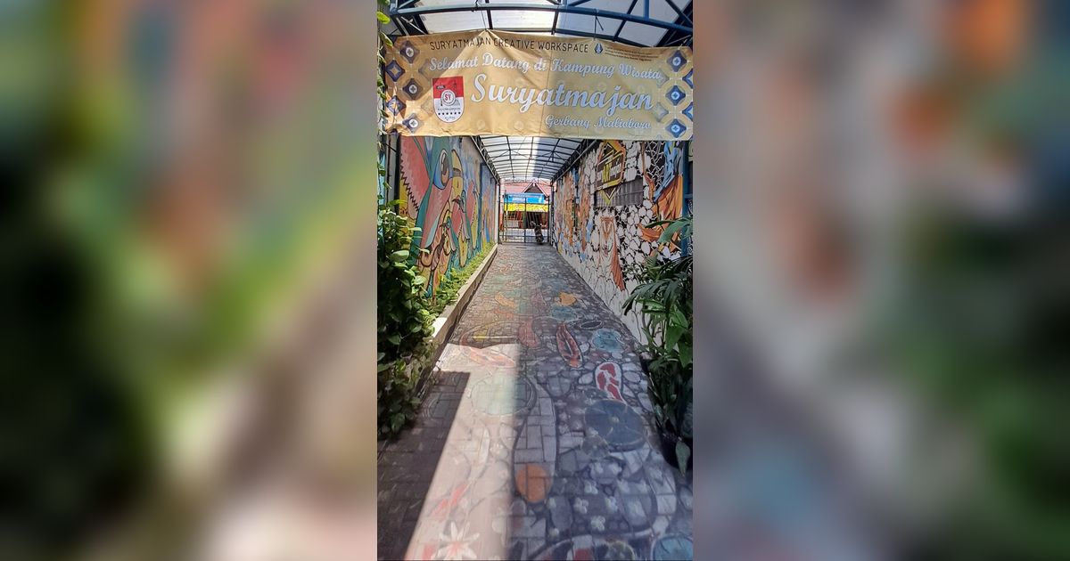 Melihat Kampung Wisata Mural di Suryatmajan Yogyakarta