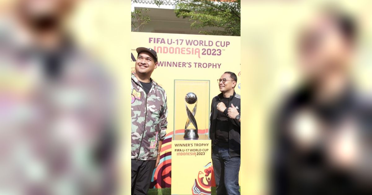 Momen Trofi Piala Dunia U-17 2023 Dipamerkan di Surabaya