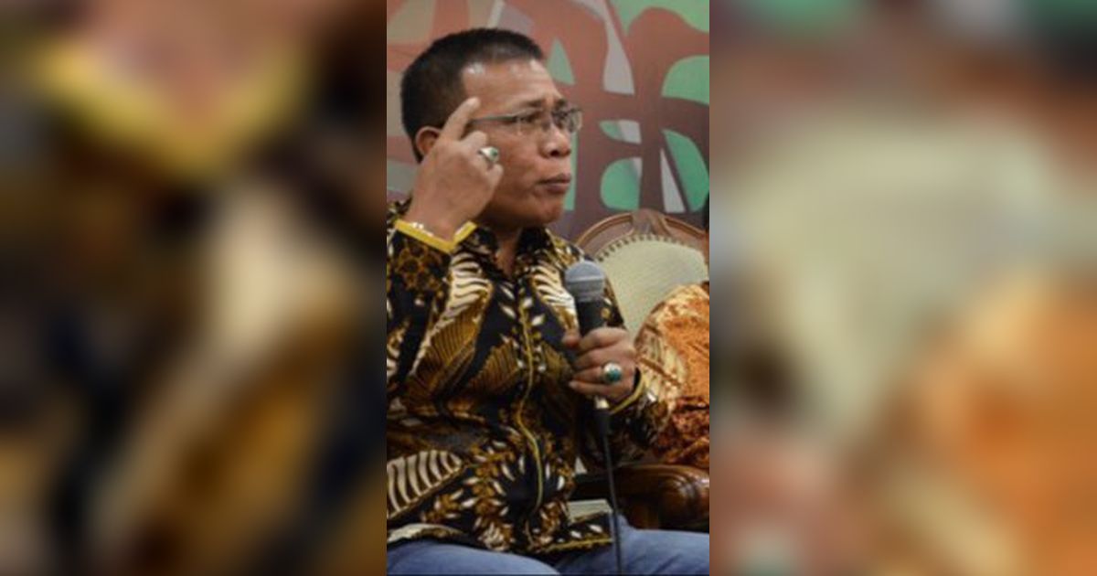 Masinton: Pak Jokowi Masih Sayang Enggak Sama Bu Mega?