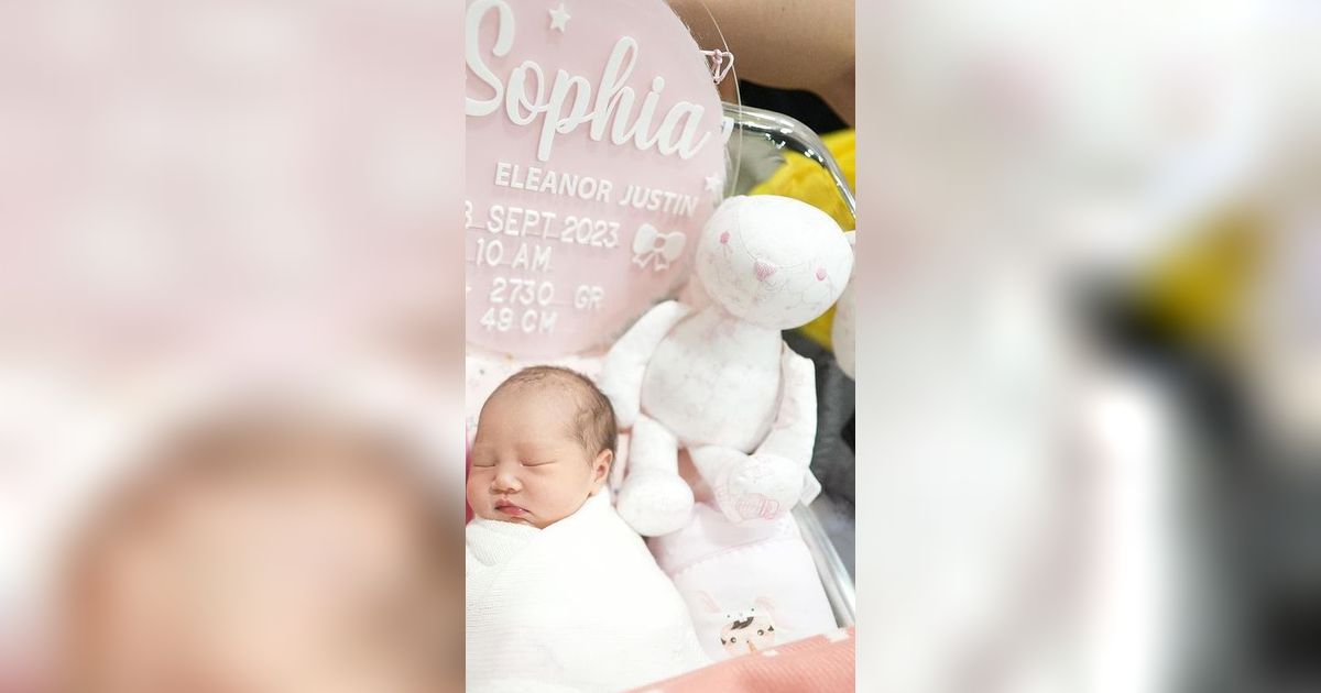 Disebut Bayi Sultan, Deretan Harga Fashion Item Baby Sophia Anak Sisca Kohl Ini Bikin Melongo