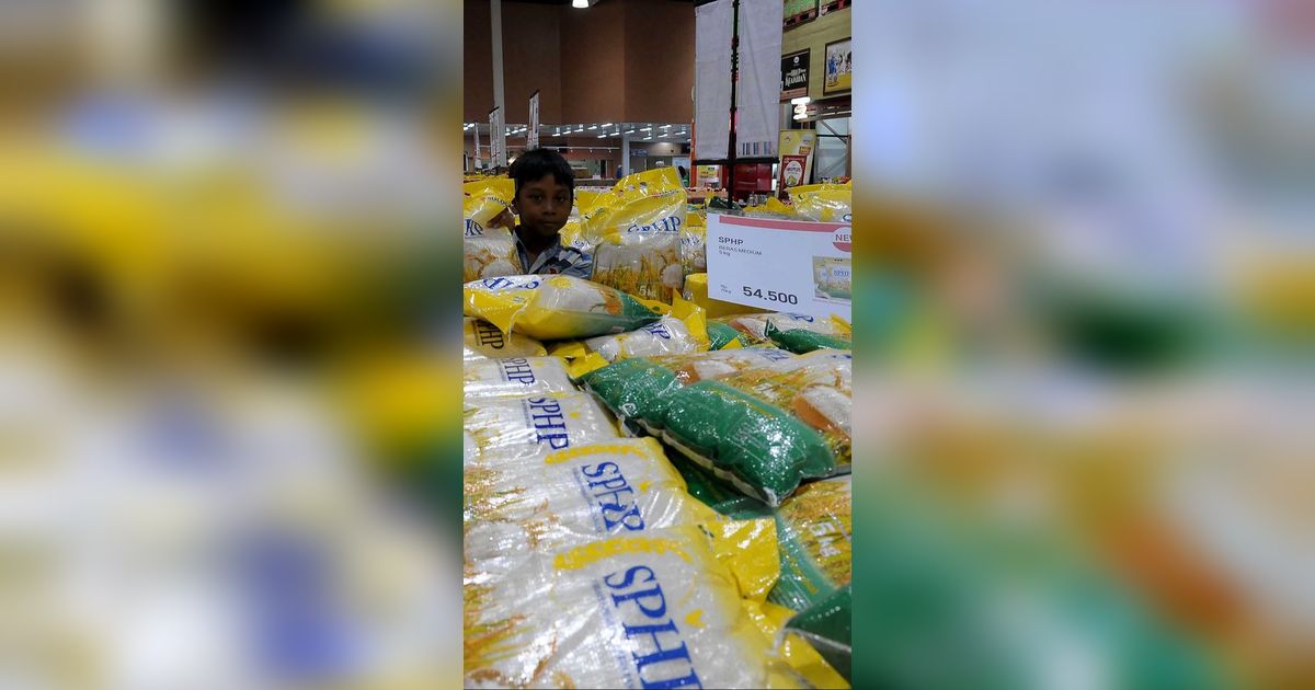 Kini Masyarakat Beli Beras Dibatasi Maksimal 15 Kg per Transaksi, Sampai Kapan?