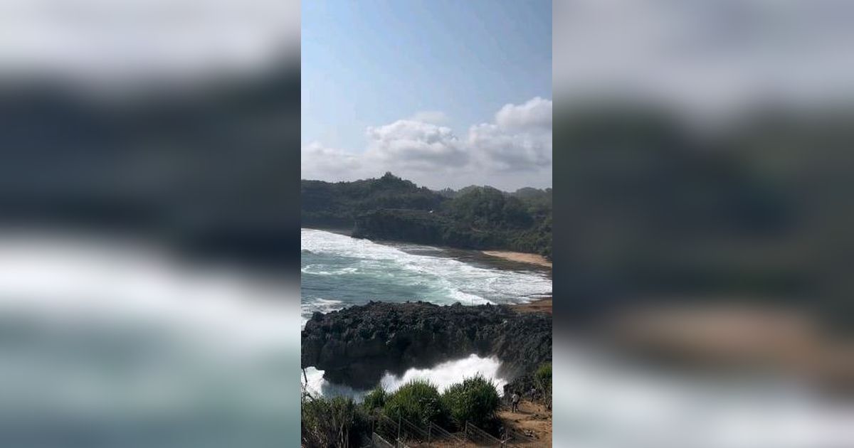 Letaknya Tersembunyi, Ini Pesona Pantai Widodaren Hidden Gem yang Sedang Viral di Gunungkidul