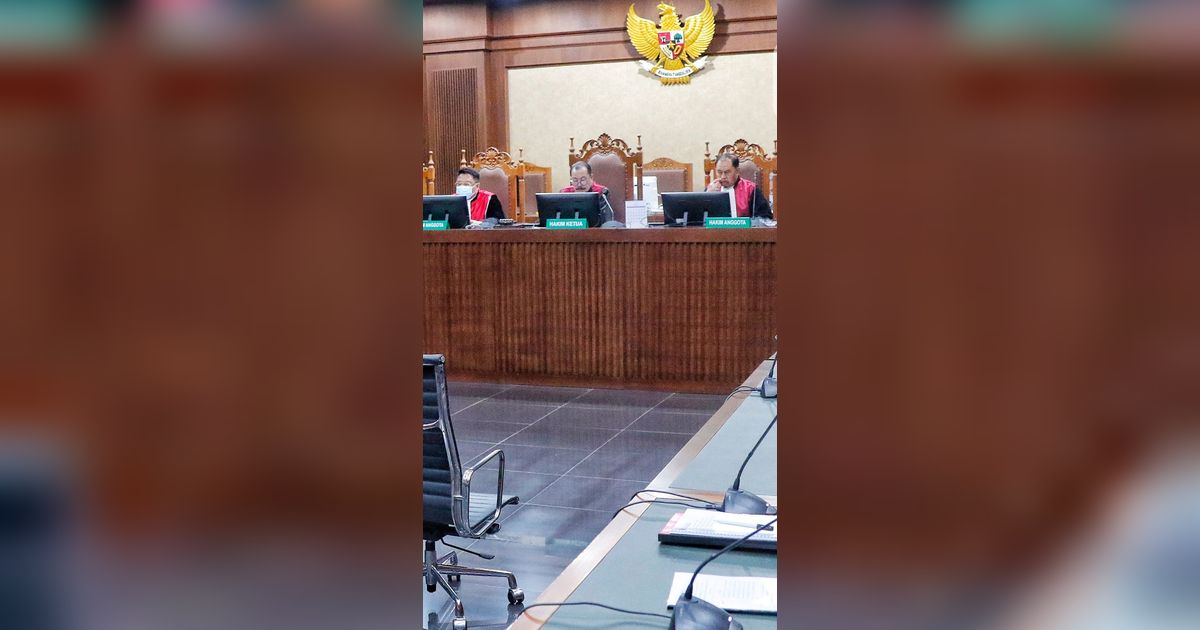 Jadi Justice Collaborator Kasus Korupsi Bakti Kominfo, Irwan Hermawan Dituntut 6 Tahun Penjara