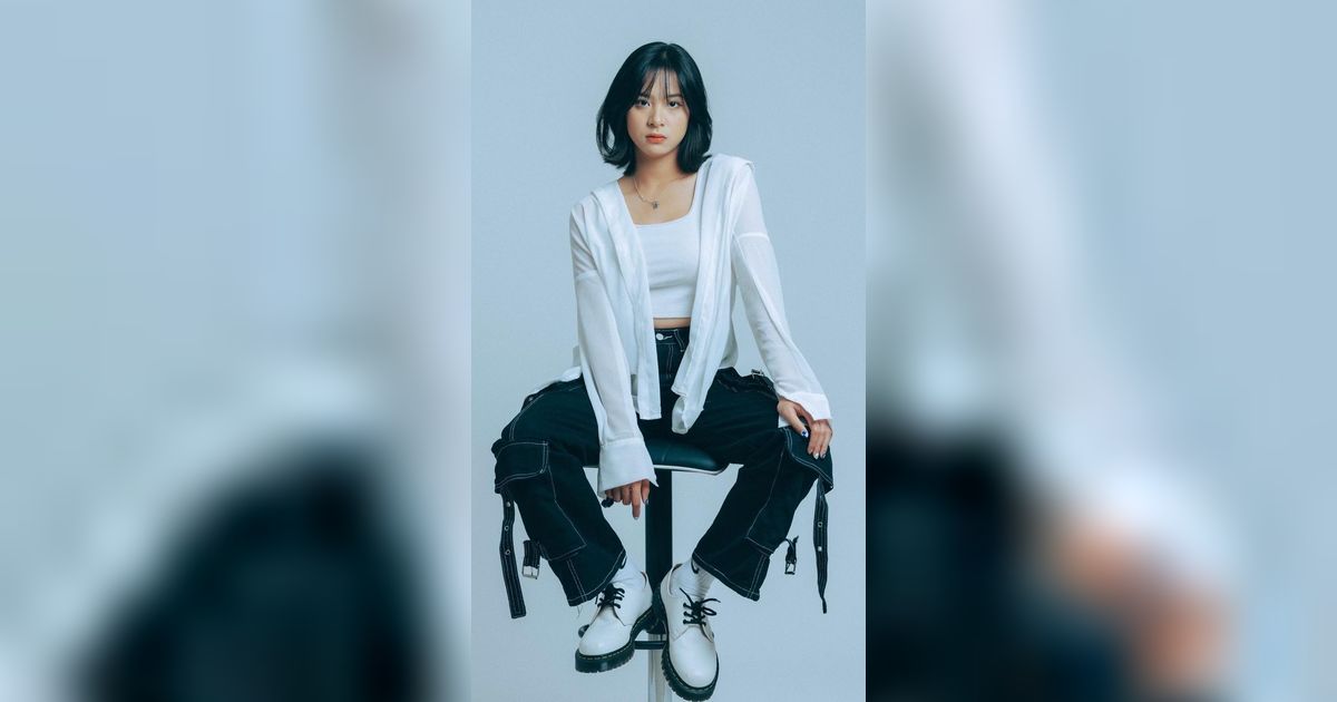 Beli di Shopee Live Dapat Undangan Nonton JKT48, Sesi Live Zee dan Freya Langsung Diserbu Penggemar!
