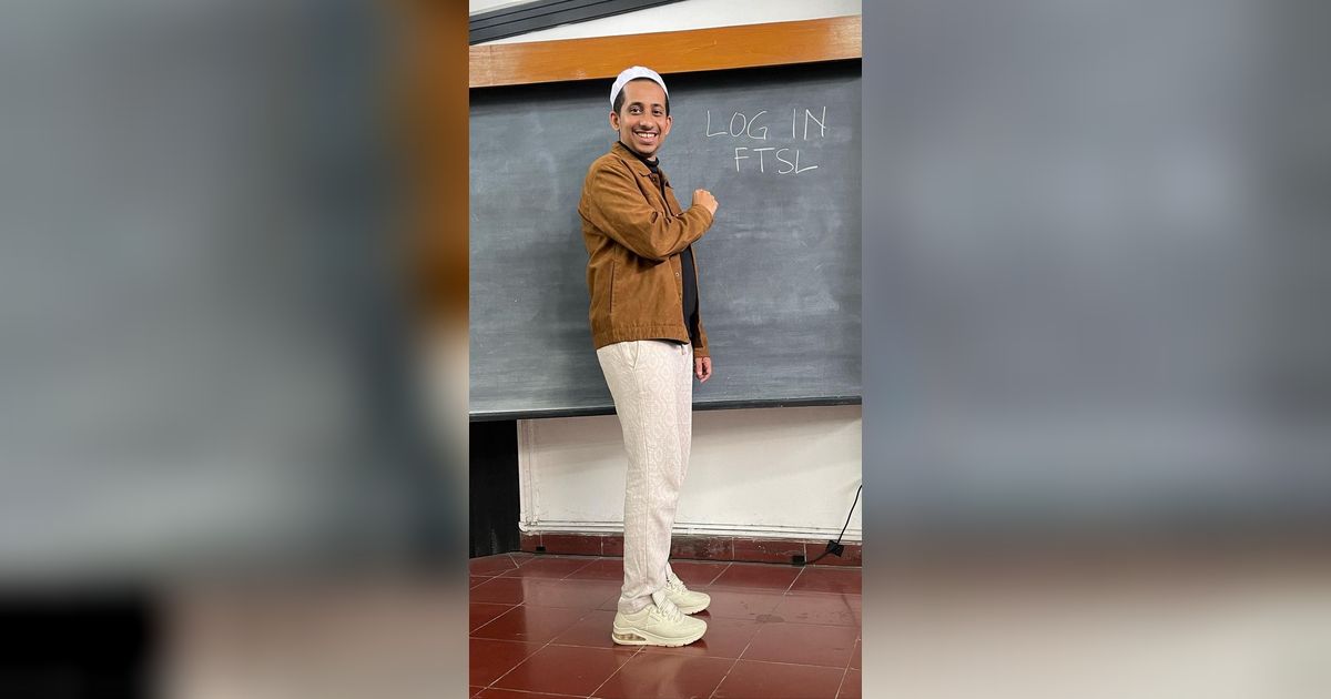 6 Potret Kantor Habib Jafar, Panutan 'Pemuda Tersesat' yang Viral, Ada Ruang 'Mesin Waktu'