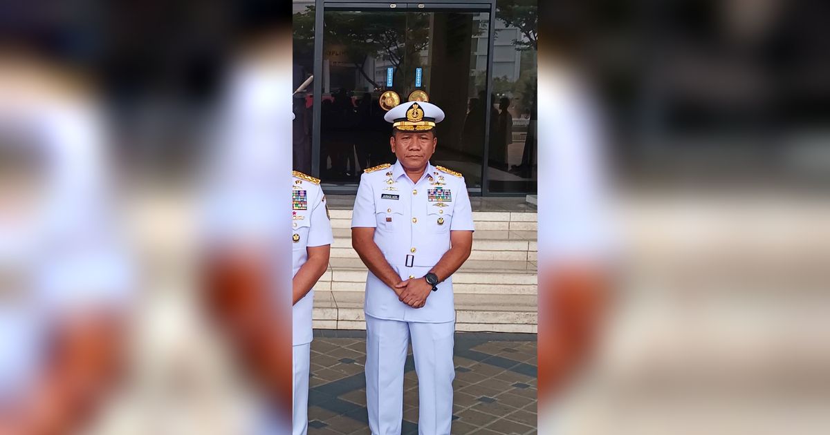 Cerita Jenderal TNI AL di Pengujung Karir: Nyangkul, Kembali ke Kampung