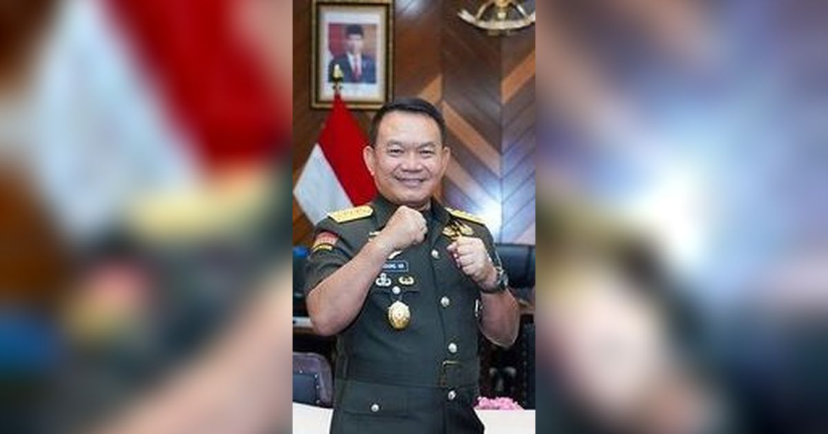 VIDEO: Syok Kasad TNI Jenderal Dudung Intip Dompet Babinsa, Langsung Naikkan Pangkat!