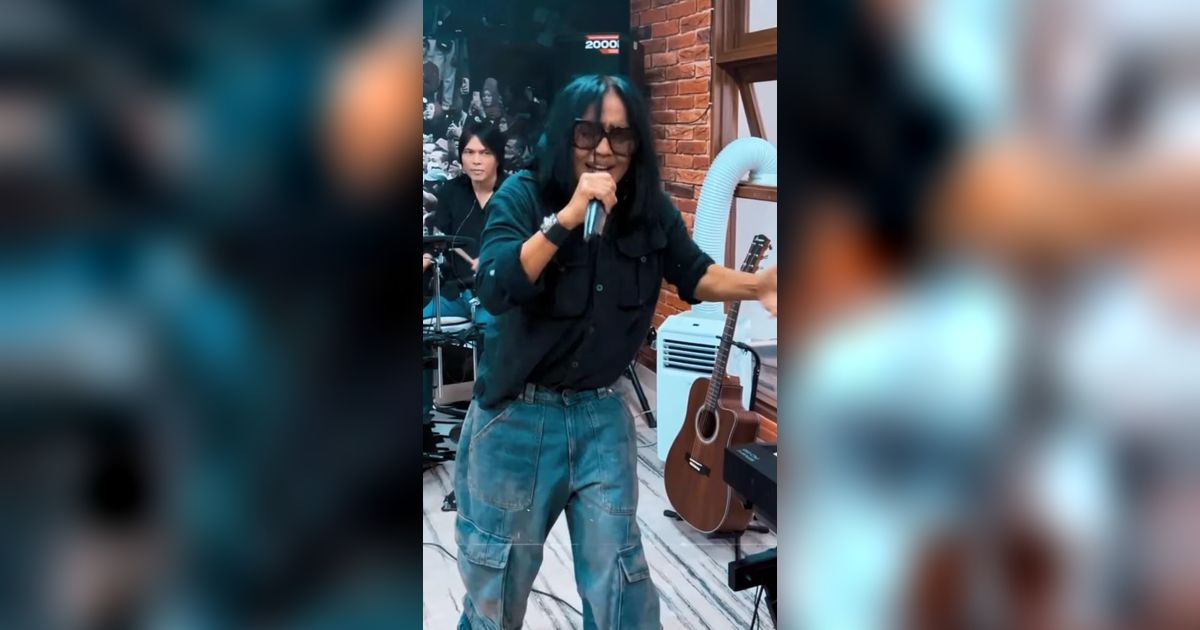 Saat Atiek CB Bernyanyi Bawakan Lagu 'Kau Dimana' drummernya Once Mekel, Netizen Sebut Bayarannya Mahal