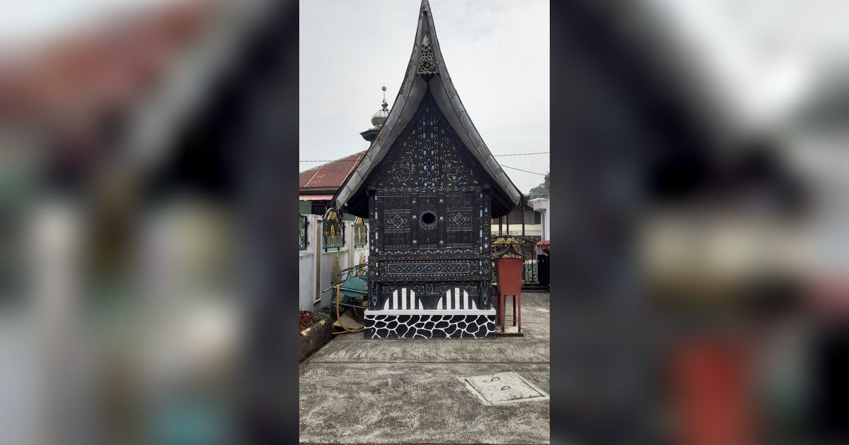 Pesona Masjid Asasi Padang Panjang, Tak Luntur Meski Berumur Ratusan Tahun
