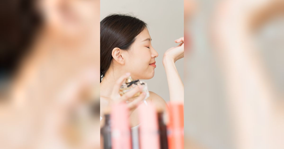 Parfum Harus Disemprotkan ke Nadi, Kenapa Begitu?