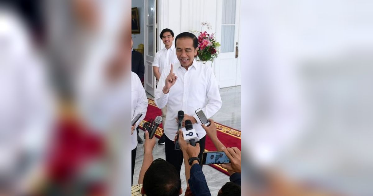 Ekspresi Jokowi Saat Mobil Musik TNI Masuk Berujung Ngakak