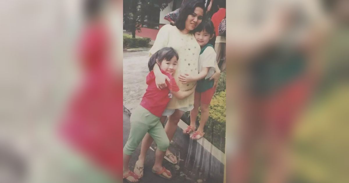 Potret Kenangan Mendiang Mirna Salihin Korban Kopi Sianida dengan Kembarannya Sandy Salihin, Nyesek Lihatnya