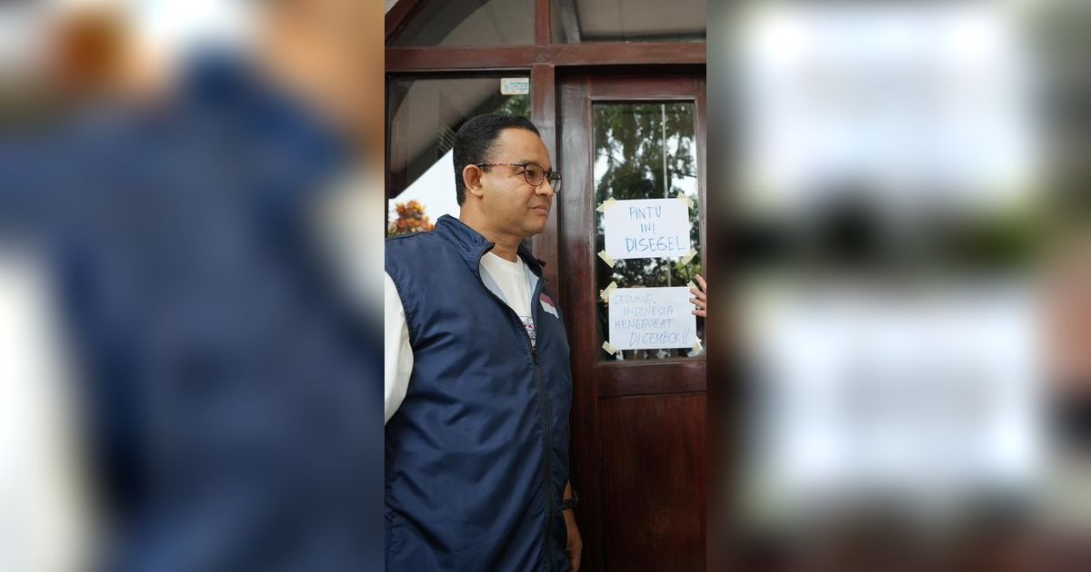 Lokasi Diskusi Tiba-Tiba Disegel, Anies Akhirnya Lesehan dengan Relawan Bandung