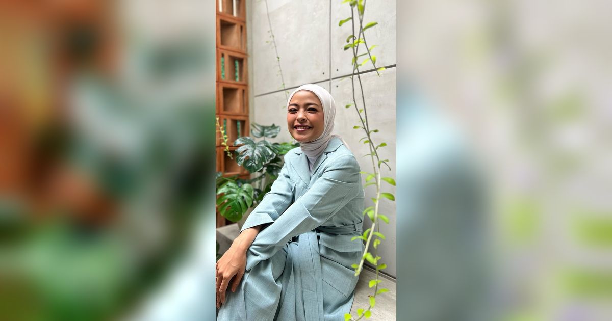 Instagramable Banget! Potret Rumah Konsep minimalis Bak Kafe Tantri 'Kotak'