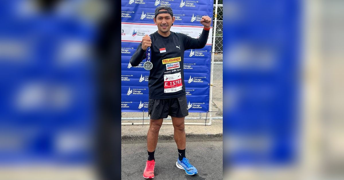 Potret Ibnu Jamil Sukses Ikut Chicago Marathon, Ririn 'Finish Full Senyum Tetep Keceh'