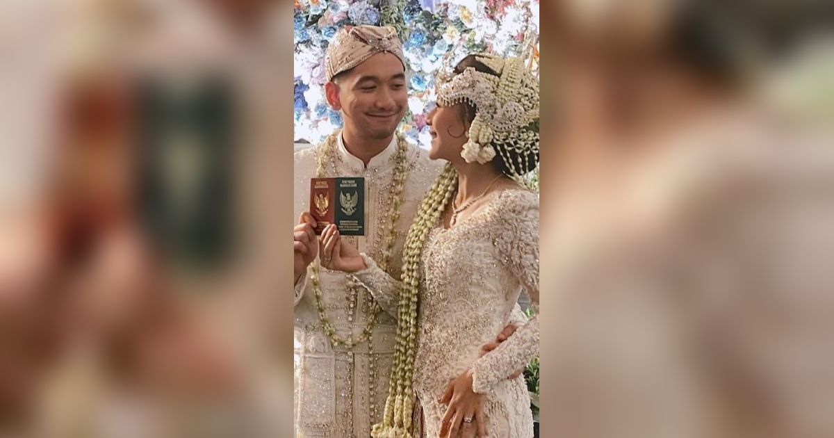 Adinda Thomas Resmi Menikah dengan Raka Akmal, ini Potretnya Flawless Banget