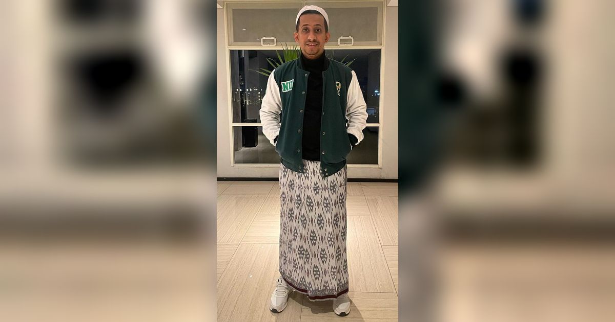 Hadir di Resepsi Komika Nopek Novian di Blora, Pilihan Busana Habib Jafar jadi Sorotan