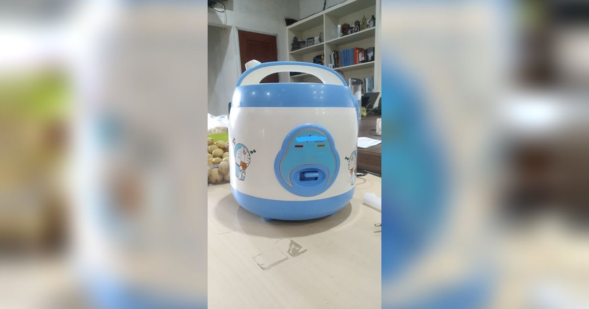 Pemerintah Bagi-Bagi Rice Cooker Gratis, Ini Kriteria Warga yang Berhak Menerima