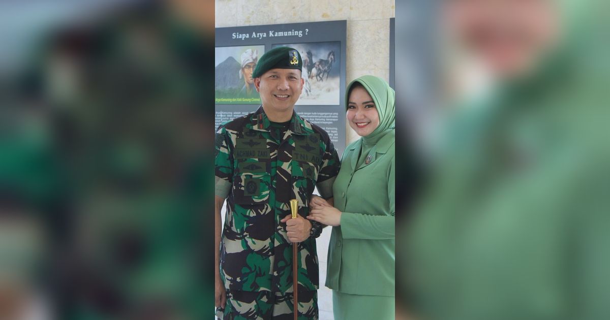 Potret Gaya Selebritis Cantik Dampingi Suami yang Berprofesi TNI Saat Dinas