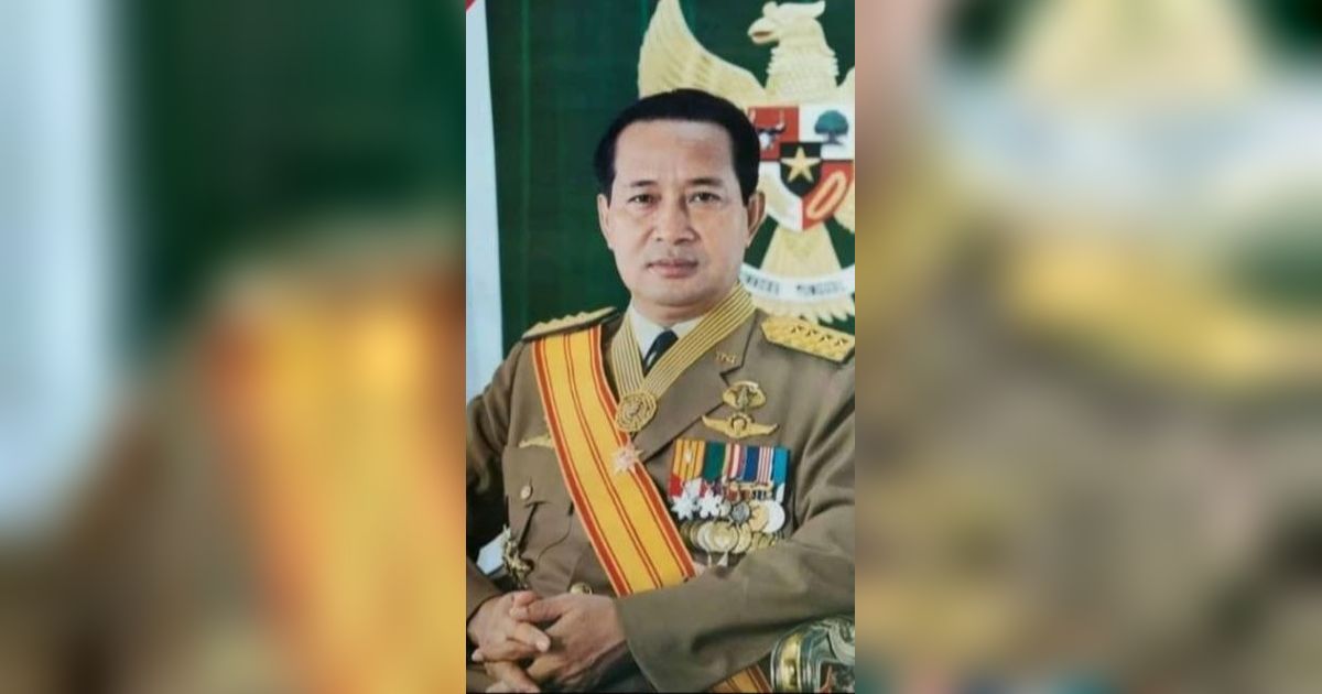 Perintah Rahasia Letjen Soeharto ke Kostrad: Lindungi Mahasiswa yang Berdemo