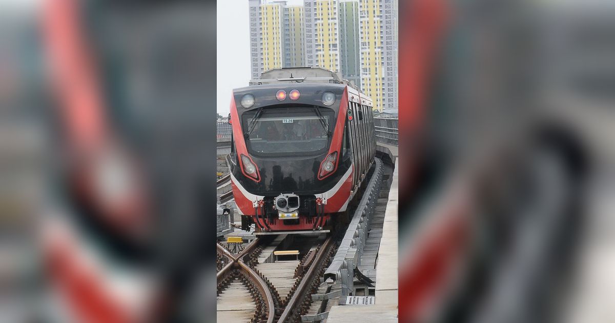 VIDEO: LRT Cibubur Mogok Depan Menara Saidah, Ini Penjelasan Pengelola