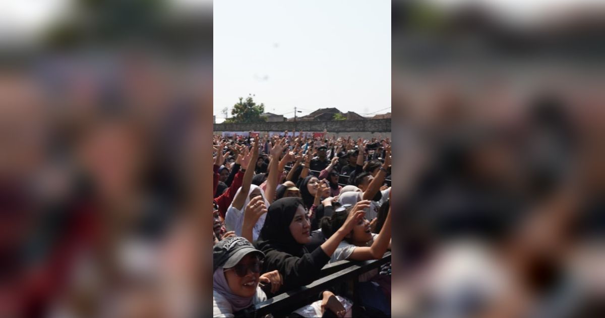 Momen Relawan Ganjar Kumpulkan Ribuan Warga Bandung