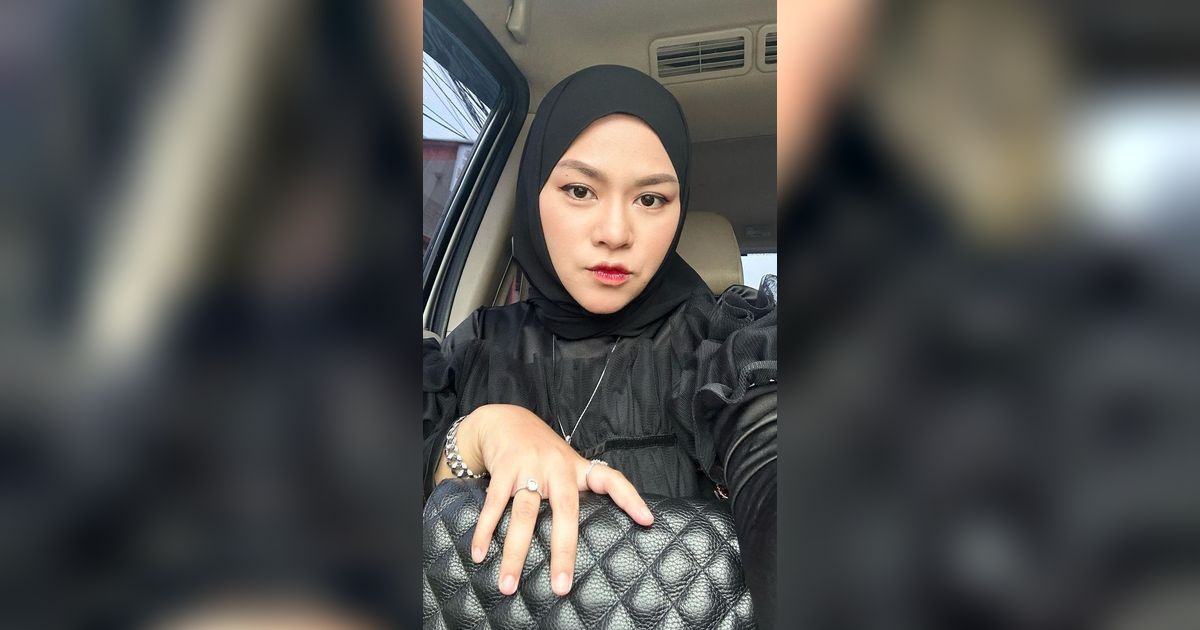 10 Potret Yunita Lestari Mantan Istri Daus Mini yang Makin Cetar, Penampilannya Bikin Melongo