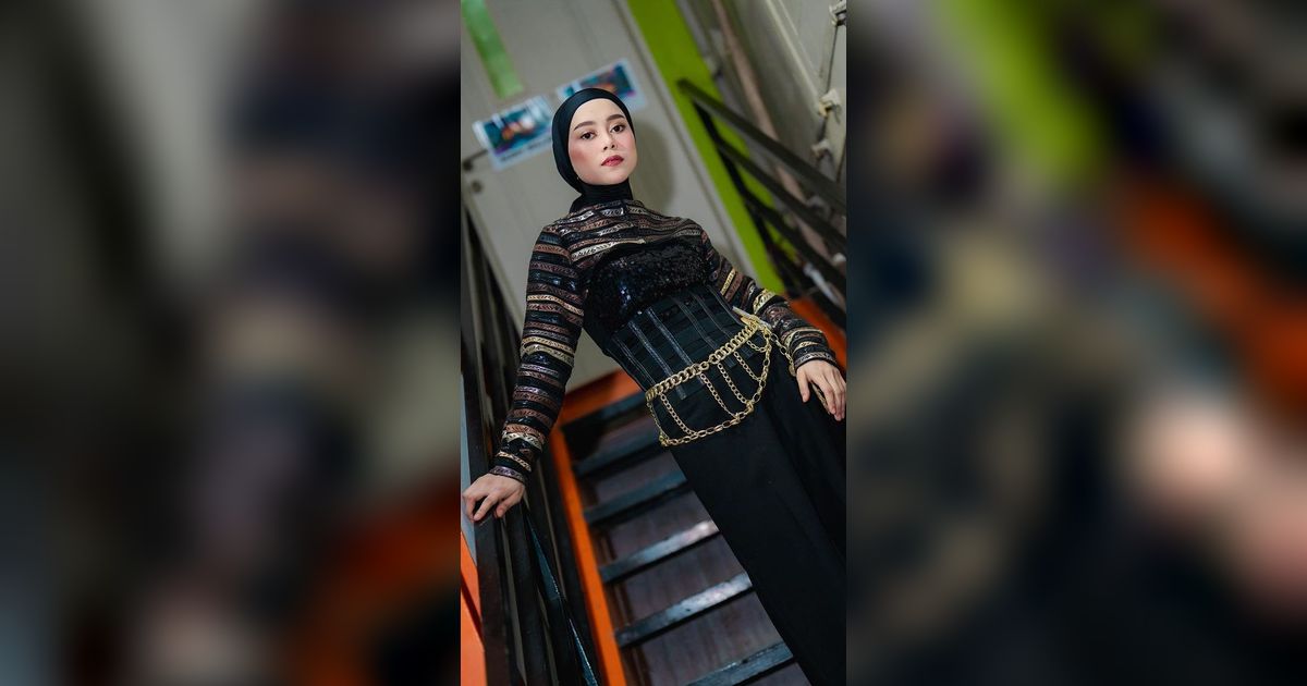 10 Potret Transformasi Lesti Kejora: Dari Lugu Gadis Desa, Kini Gayanya Sosialita