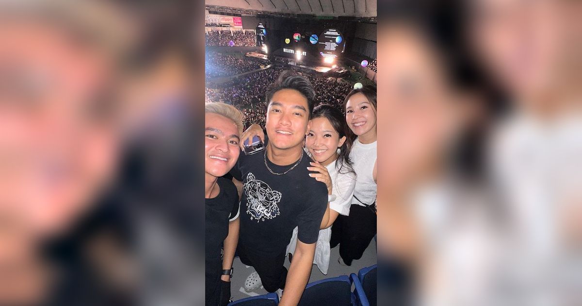 Deretan Foto Boy William dan Keluarga di Jepang, Seru Banget Nonton Konser Coldplay