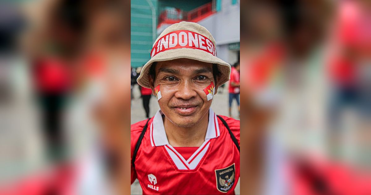 FOTO: Antusiasme Suporter Timnas Indonesia Serbu Gelora Bung Tomo Jelang Pembukaan Piala Dunia U-17
