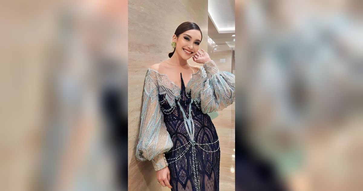 Pamer Punya Tato, Ayu Ting Ting Sempat Ditegur Ayah Rozak