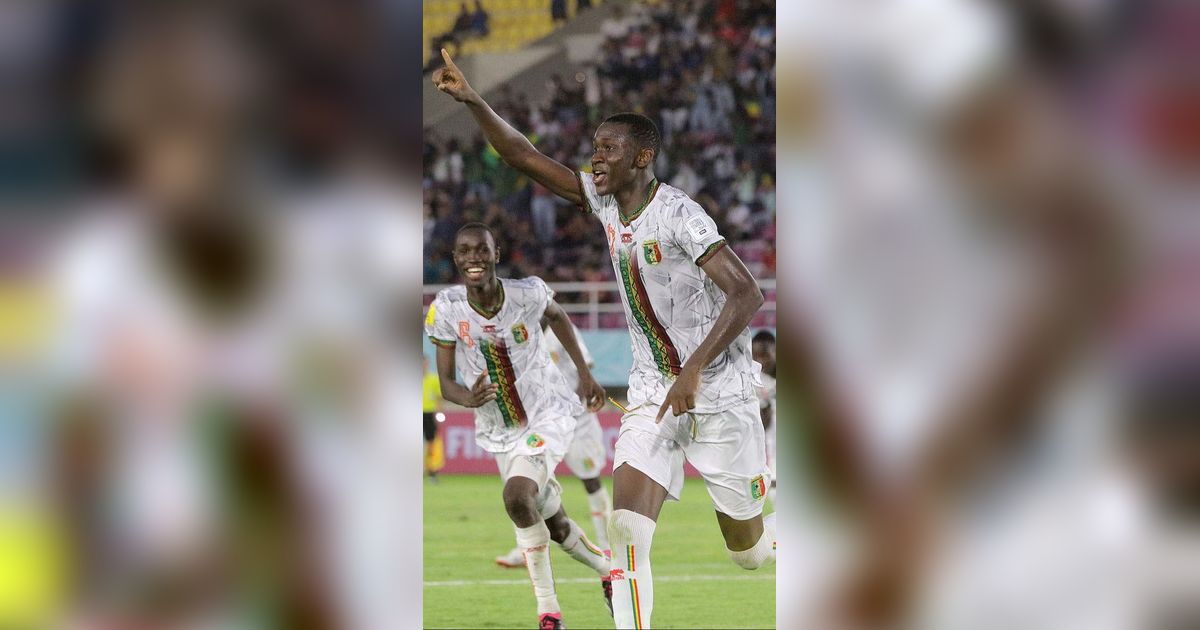 FOTO: Momen Mali Hajar Uzbekistan di Piala Dunia U-17, Diwarnai Hattrick dan Penggunaan VAR Pertama Kali