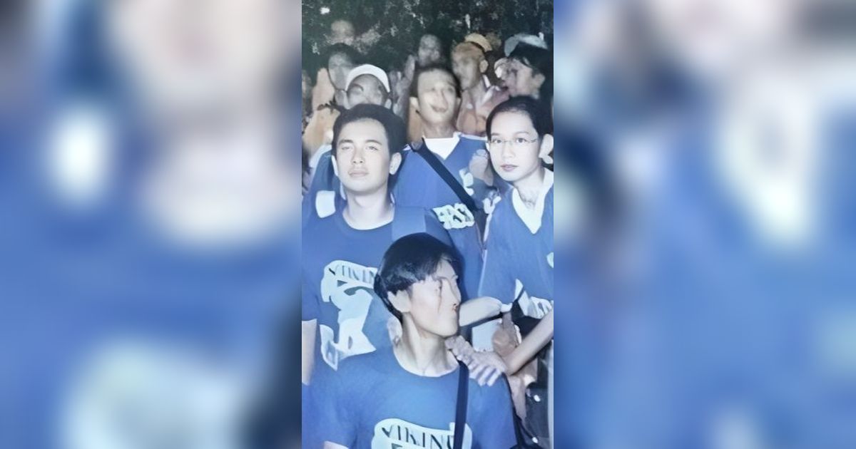 Momen Langka Fans Persija dan Persib Rukun Satu Tribune, Rispek Tahun 1990 Masih Adem Ayem