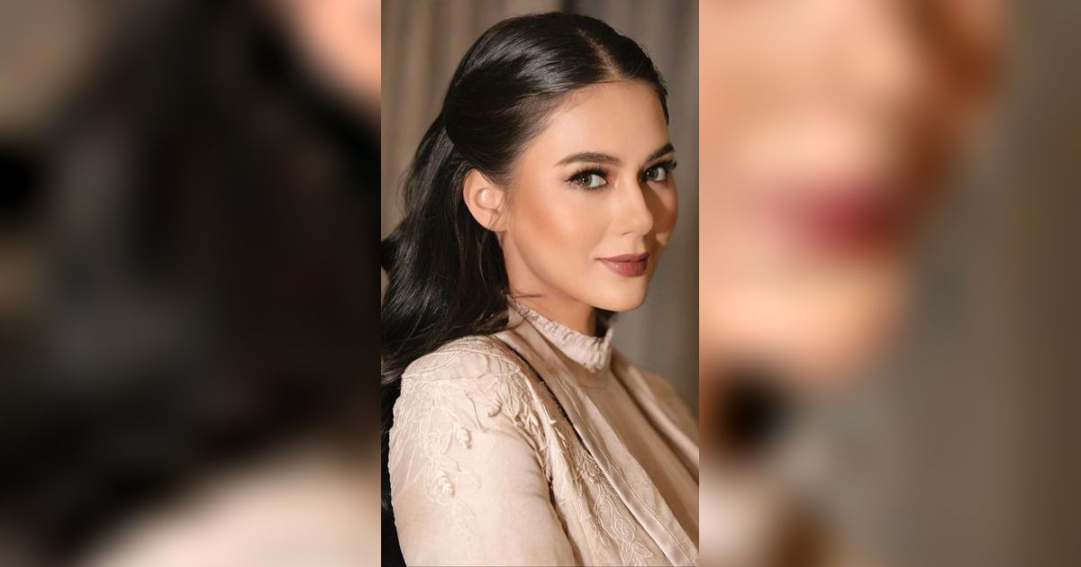 Makeup Bold Paula Verhoeven Bikin Pangling, Dipuji bak Barbie Sawo Matang