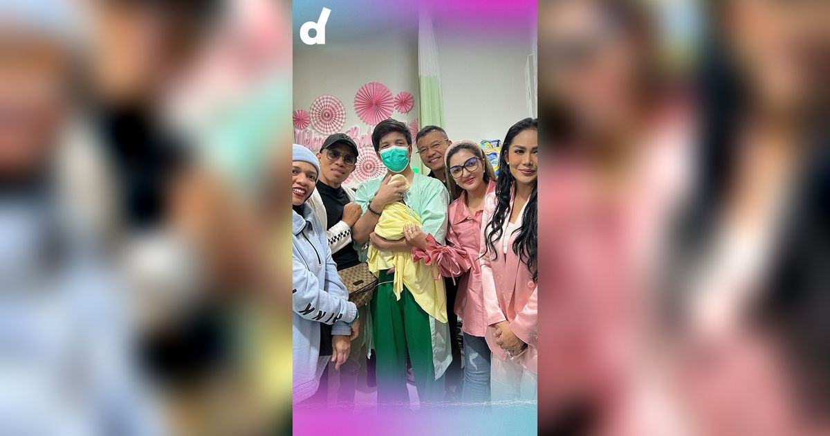 Persalinan Aurel Hermansyah Didampingi Tiga Ibu