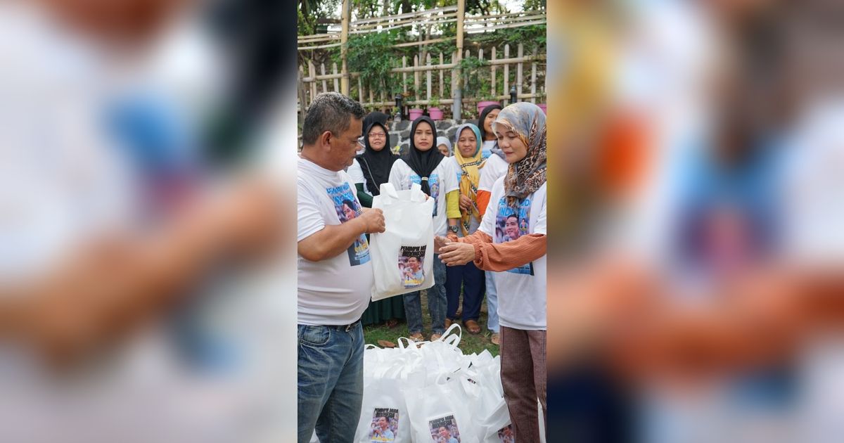 Relawan Mas Gibran Bagi Sembako dan Gelar Senam Sehat di Bandung