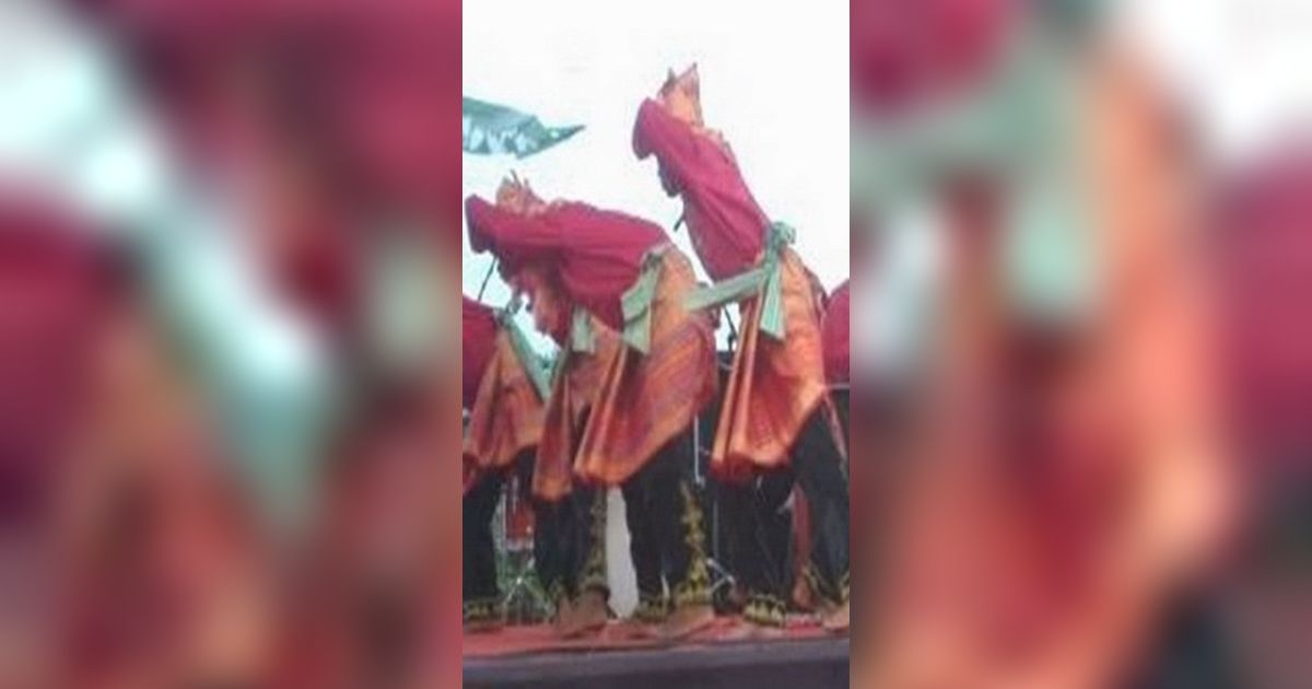 Makna di Balik Tarian Landok Sampot, Kesenian Tradisional yang Tercipta dari Gerakan Perang