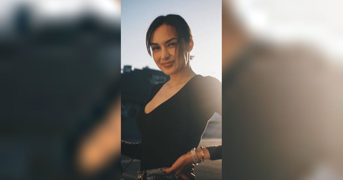 Sara Wijayanto Pamer Body Goals, Gak Nyangka Usianya Sudah 44 Tahun!