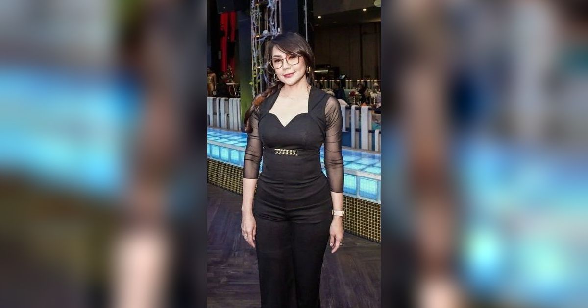 Potret Terbaru Tessa Kaunang, Makin Cantik di Usia 47 Tahun