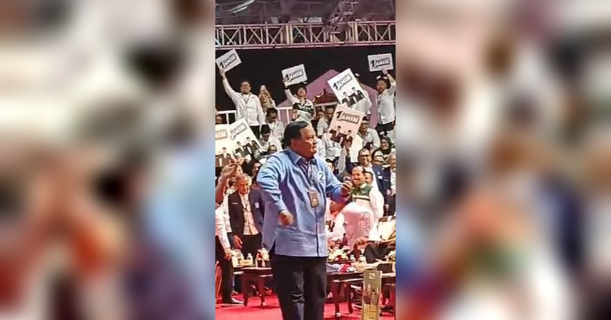 Momen Prabowo Joget sampai Lompat-Lompat Usai Pidato Penetapan Nomor Urut Capres-Cawapres
