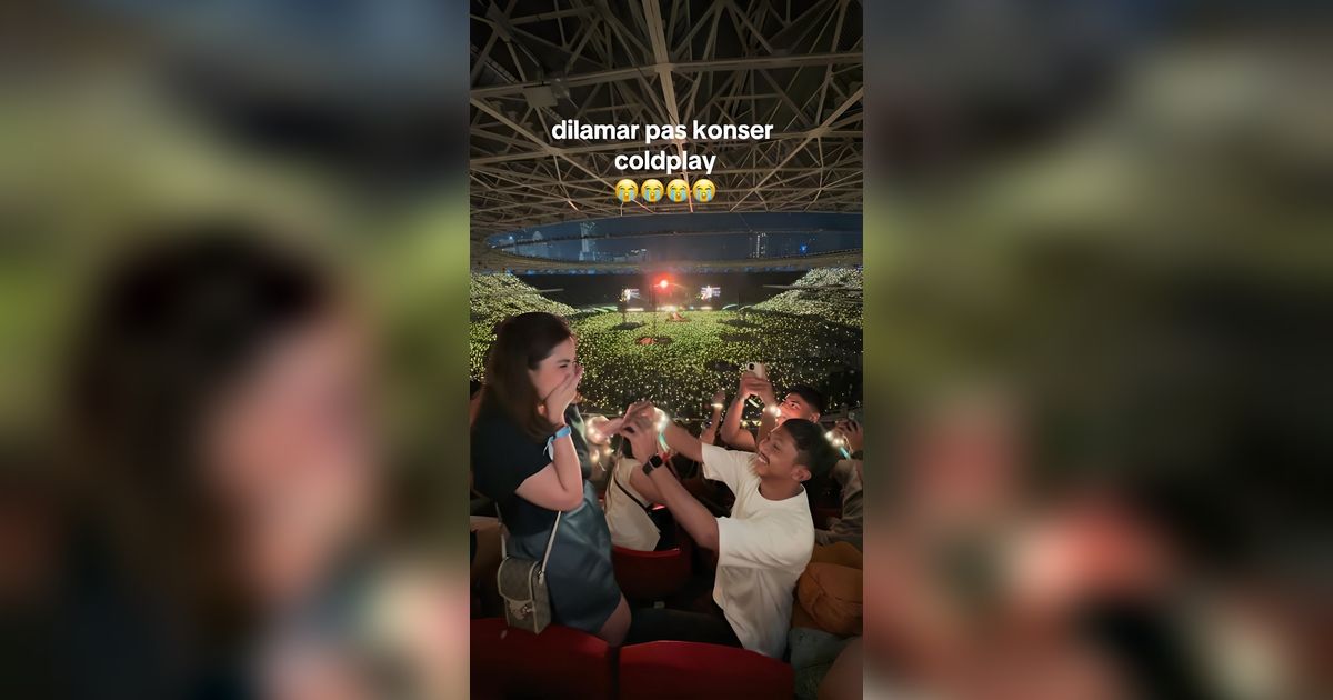 Bikin Iri! Wanita Ini Dilamar Kekasih setelah 7 Tahun Pacaran Saat Coldplay Nyanyi Lagu Yellow di GBK